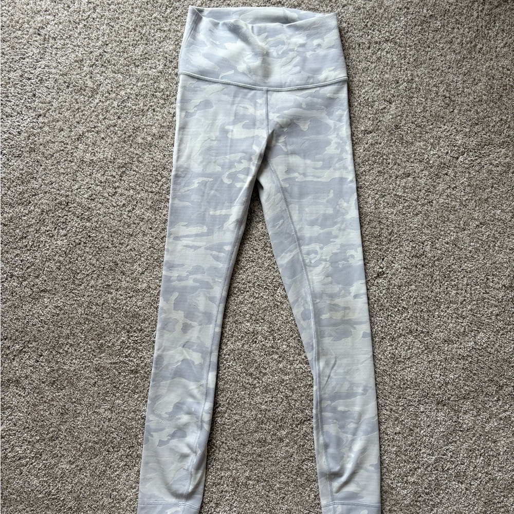 Lululemon Athletica Light Gray Camouflage Leggings